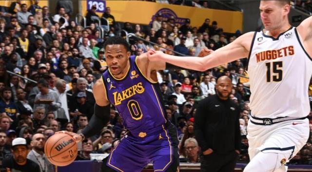 不再是累赘！韦少融入湖人更自信 佩总还交易他吗？