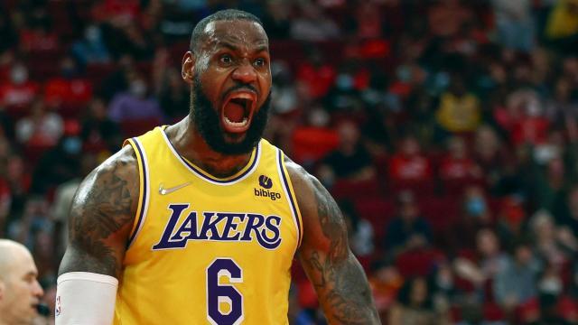 V体育平台-超越马龙天勾已是时间问题 四万分才是詹皇目标？