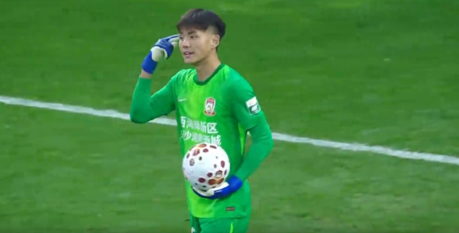 V体育平台-中超争议判罚!莱昂纳多进球被吹,李昊罕见暴怒,挤地铁战术失败