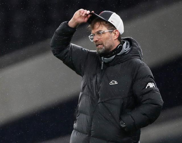 V体育平台-克洛普：找回信心不像开电灯 中卫引援不会太挑剔