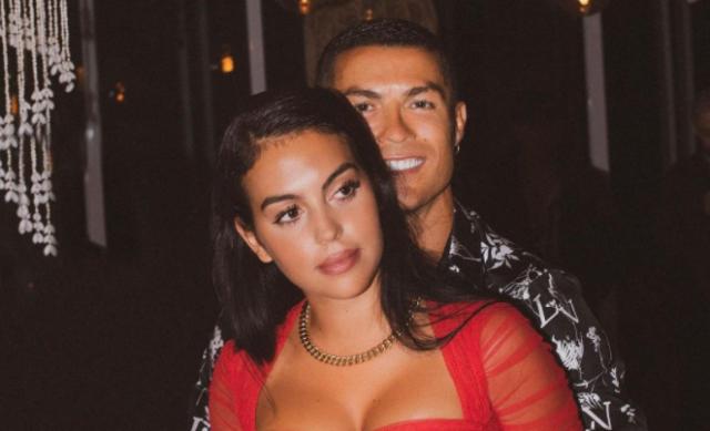 V体育官网-反面典型?C罗违反防疫规定出行 或被罚款400欧元